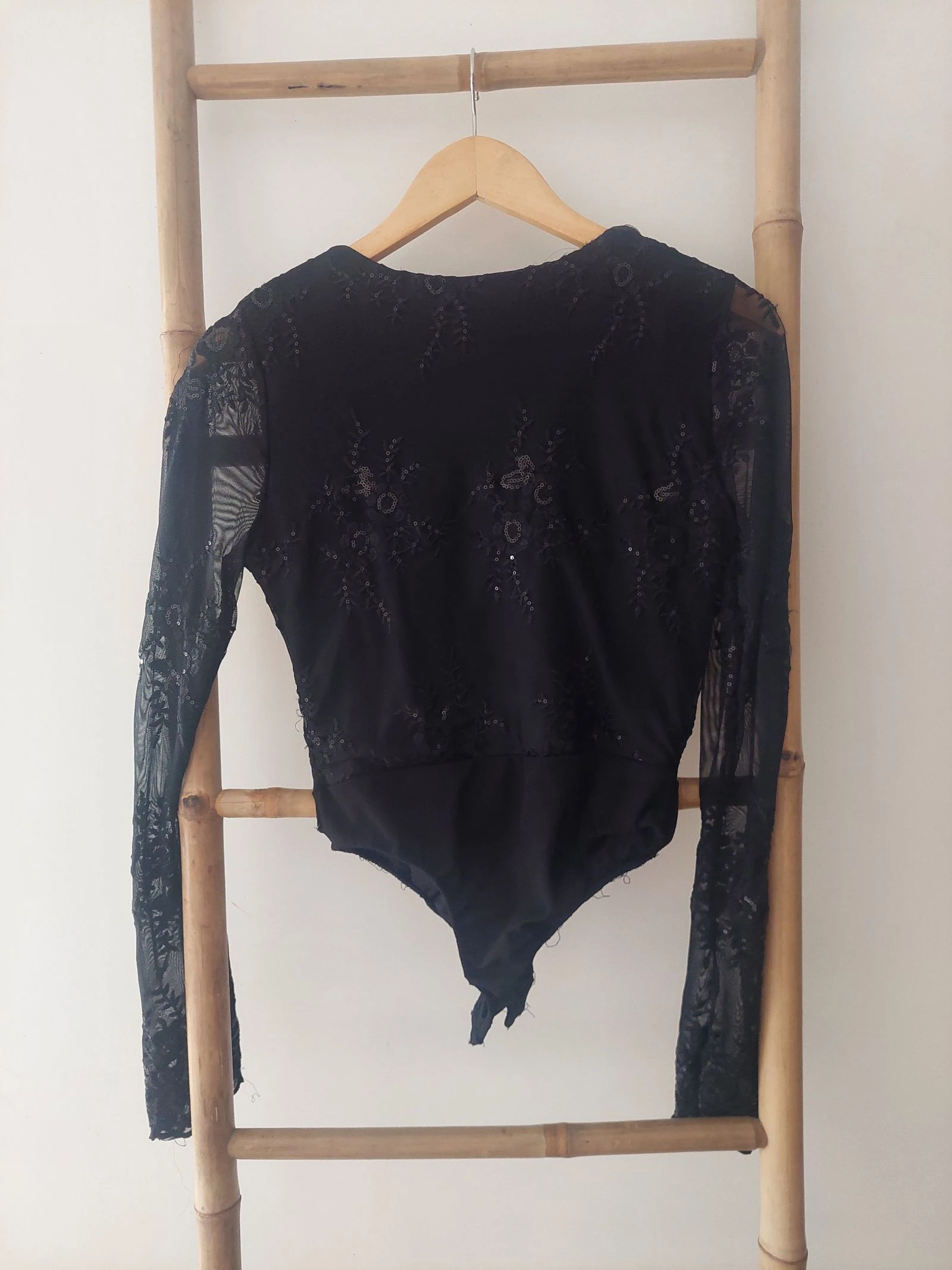 Body à paillettes et dentelle – photo 4